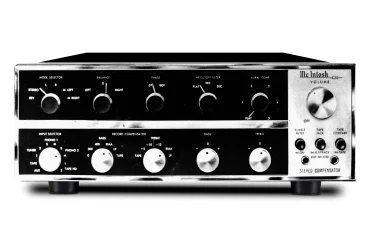 McIntosh C20 predzesilovač