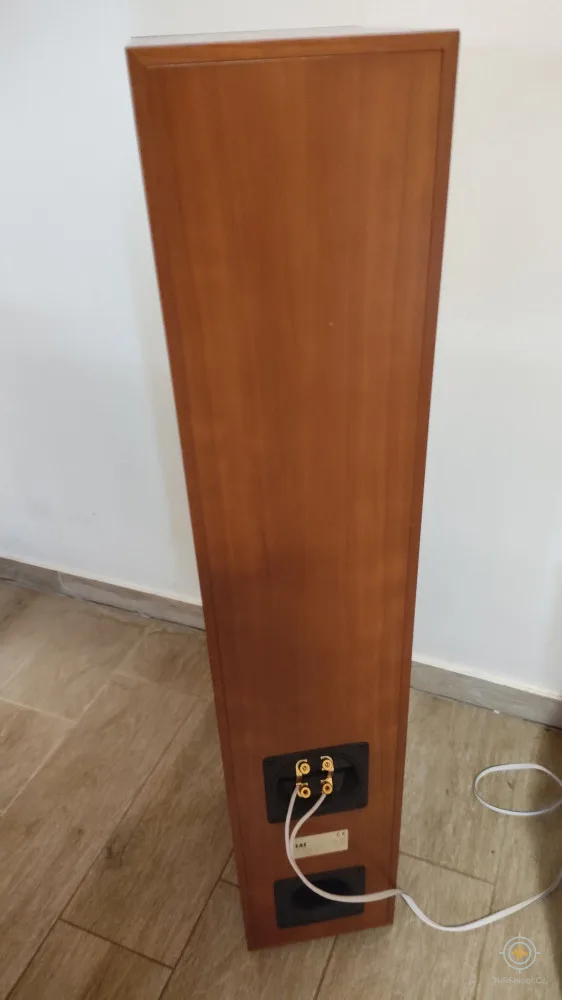 Elac CL 142