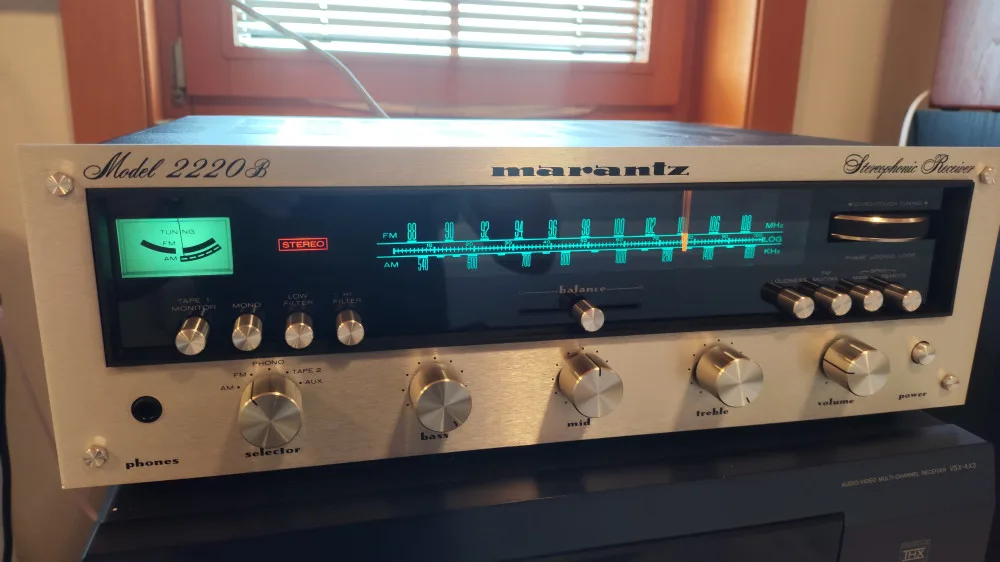 Marantz 2220B