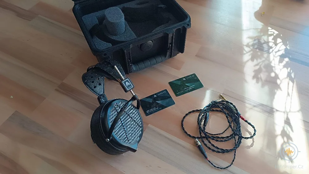 AUDEZE LCD MX-4 -  org. balení