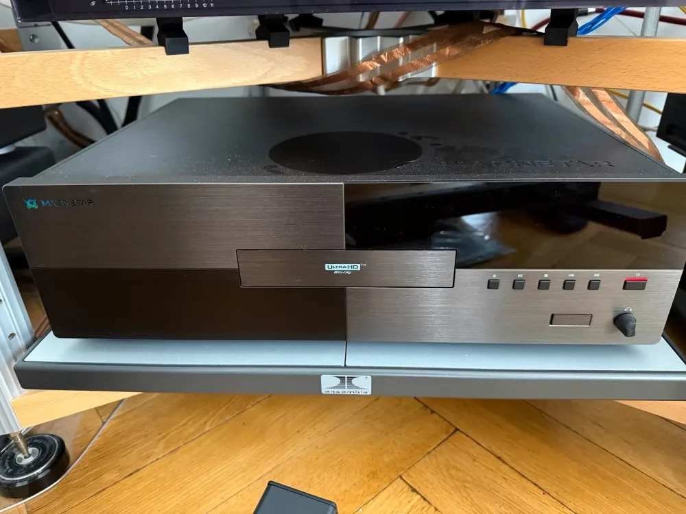 Magnetar UDP900 4K UHD Universal Disc Player