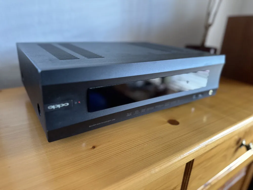 OPPO Bdp 105 d