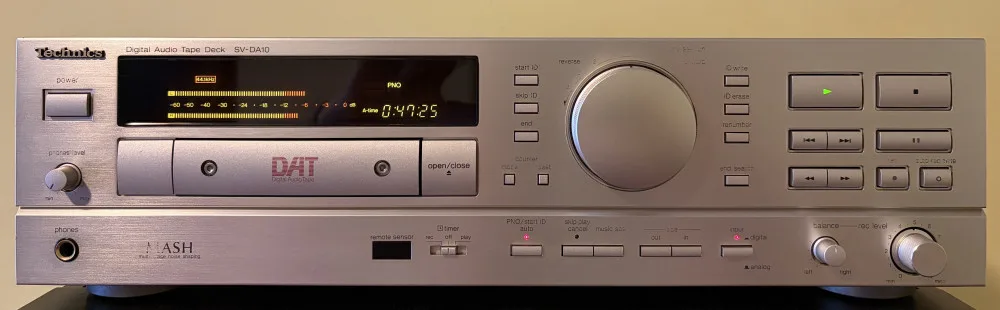 Technics SV-DA10