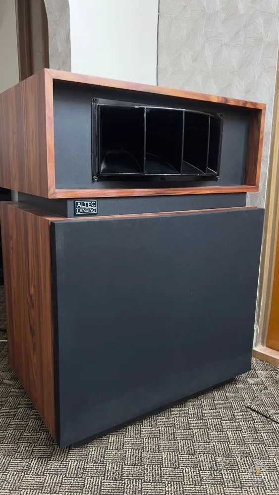 Altec Model 19