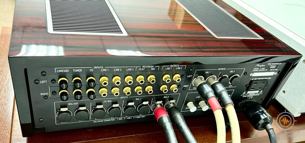 Accuphase C-3850
