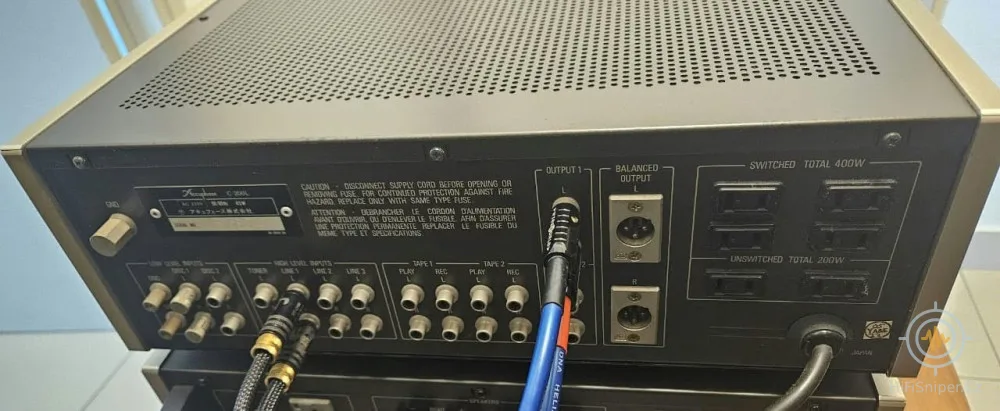 Accuphase C200L Preamplifier