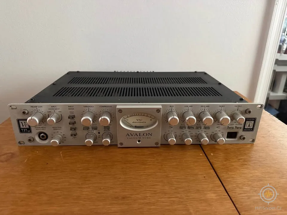 Avalon 737