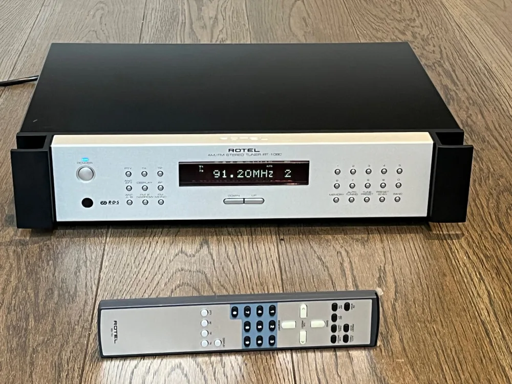 FM/AM Tuner ROTEL RT-1080