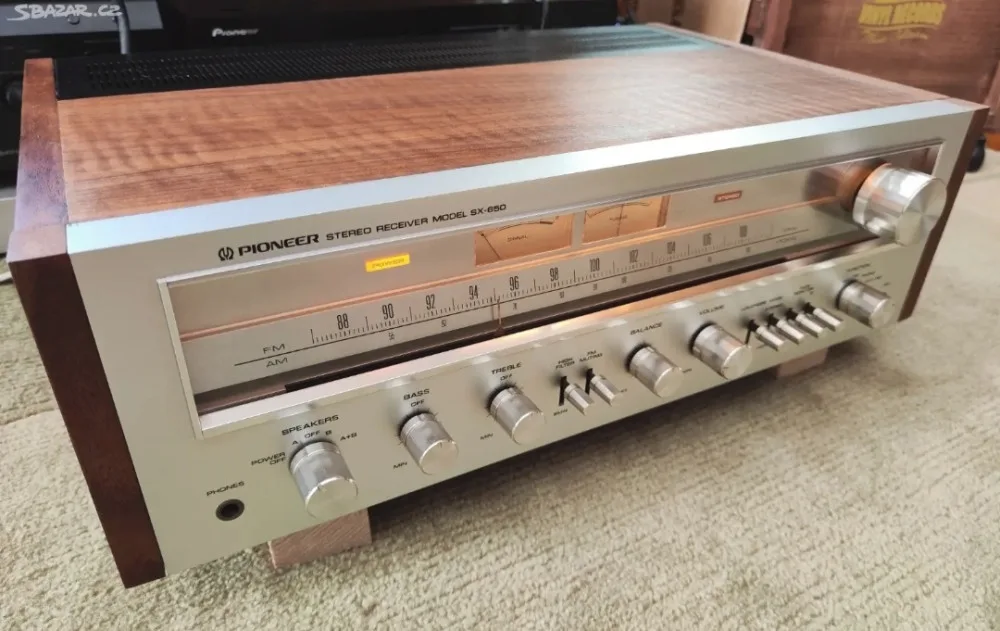 Pioneer SX 650