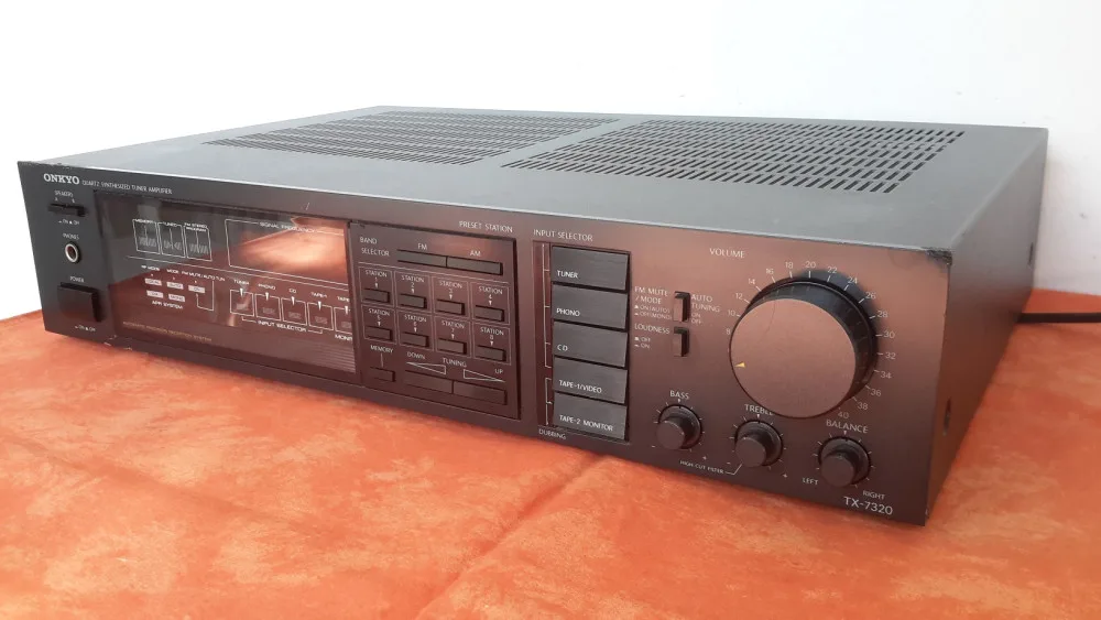Onkyo Receiver  TX-7320