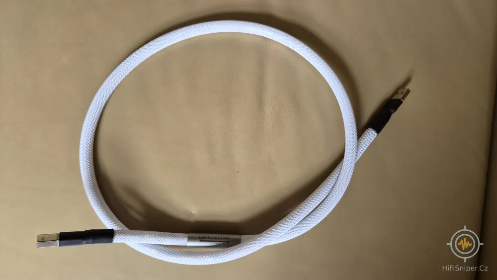 AAI (Authentic ESTREMO USB audio kabel