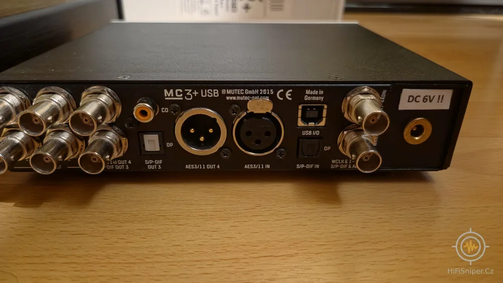 Mutec MC-3+ Smart Clock USB & Linear PSU