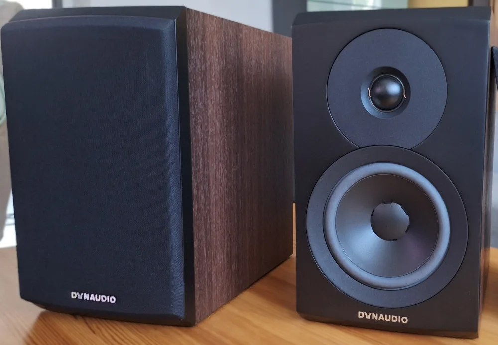 DYNAUDIO Emit 10