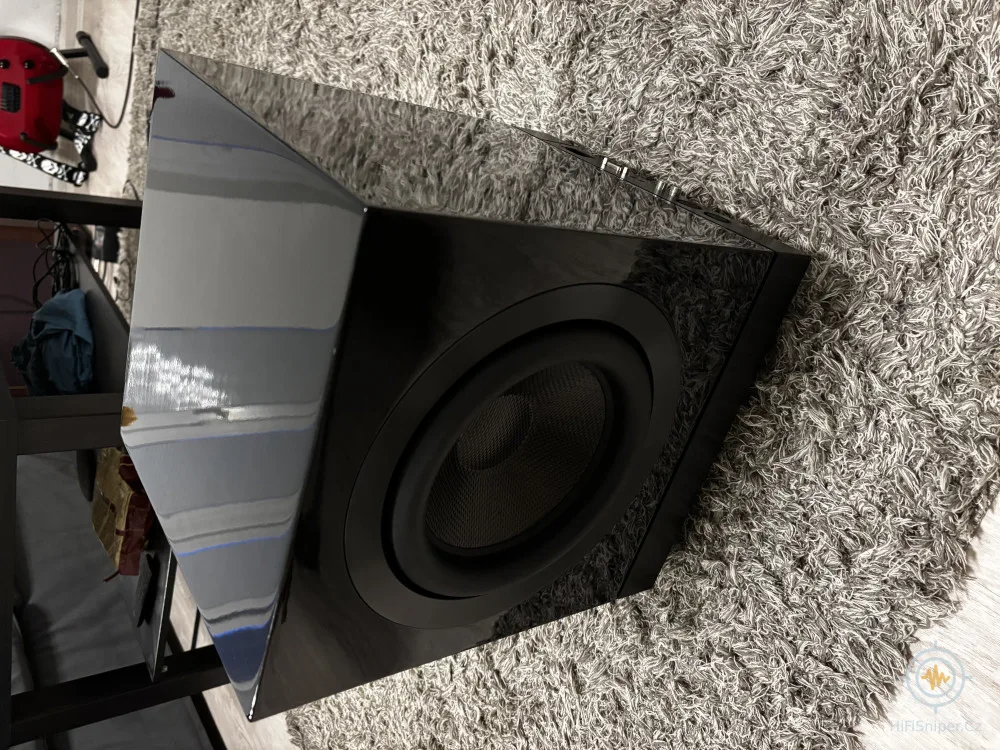 BOWERS & DB3D Aktivní Subwoofer