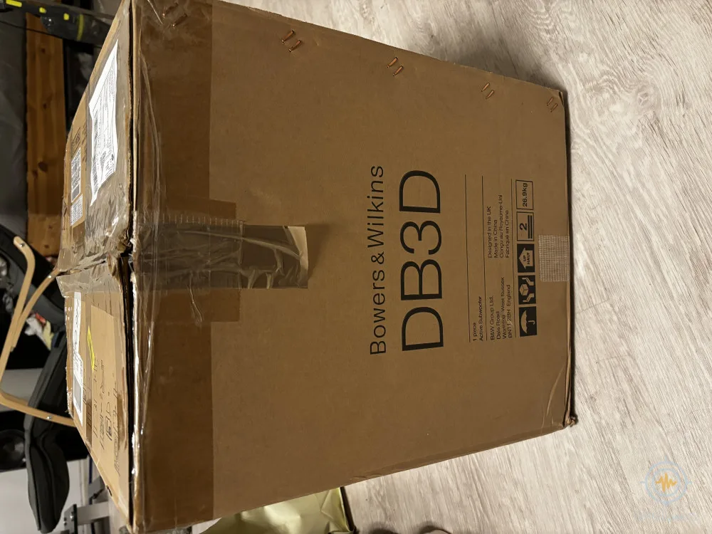 BOWERS & DB3D Aktivní Subwoofer