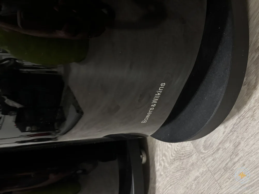 BOWERS & 802 D3 Sloupové Pasivní Reproduktory