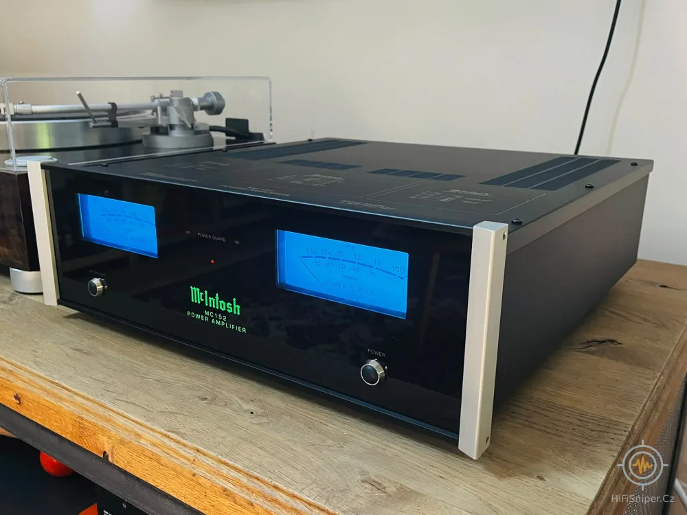 McIntosh MC152 stereo koncovy zosilnovac