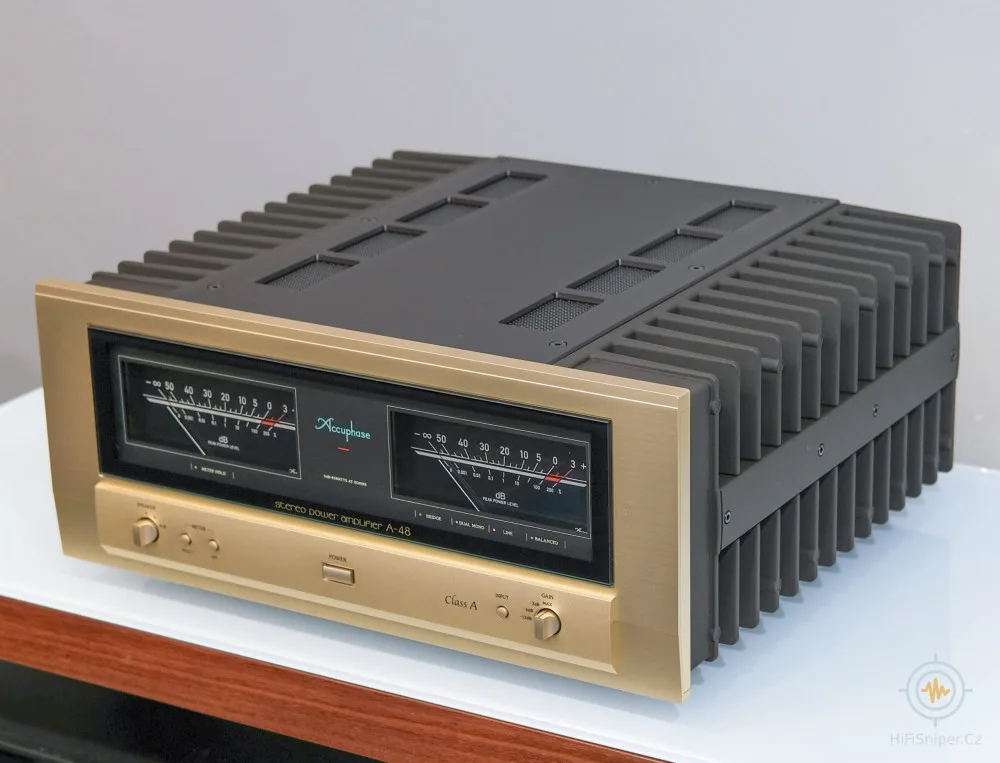 Accuphase