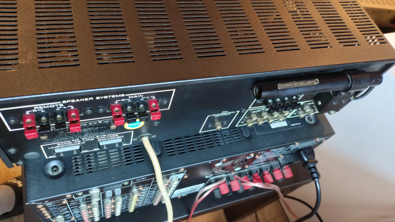 Marantz 2220B