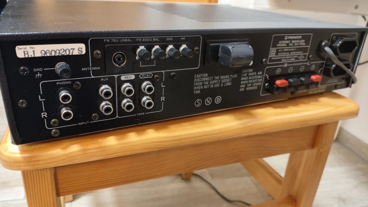 Pioneer SX-700L
