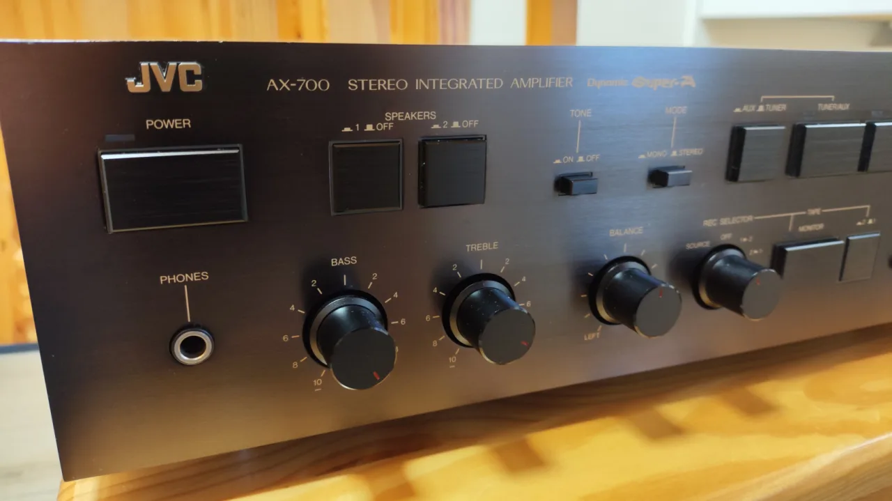 JVC AX-700 BK