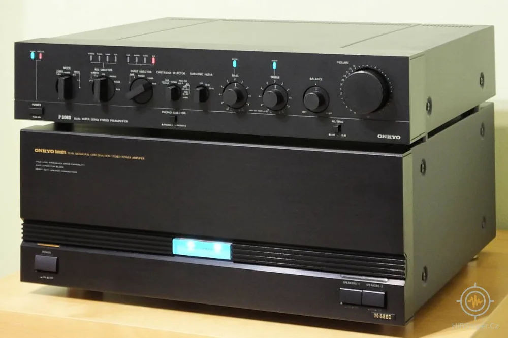 Onkyo Integra M-5550 zesilovač