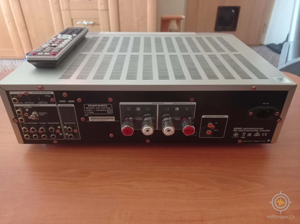 Marantz PM7005 (Made in Japan)