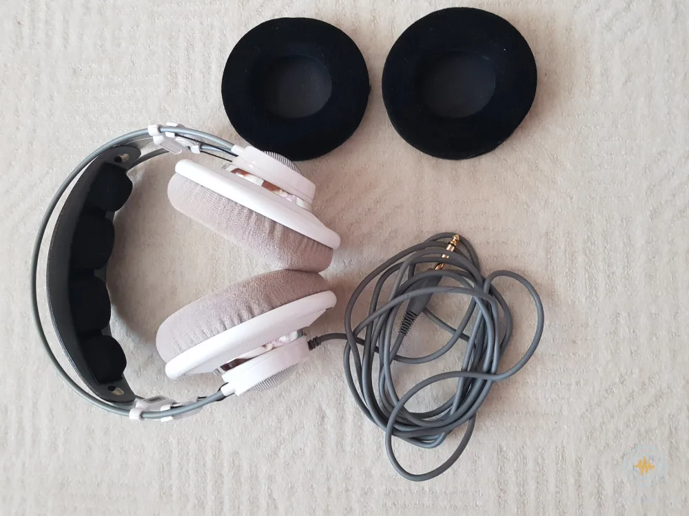 AKG K 701 SLUCHÁTKA HI-RES