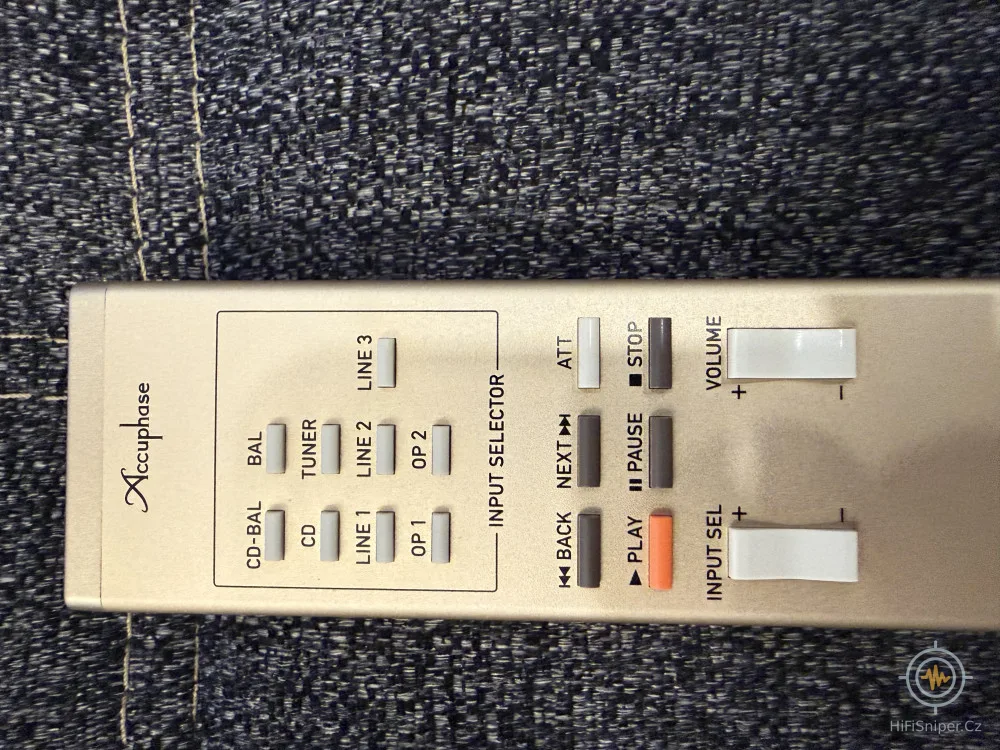 Accuphase C2420