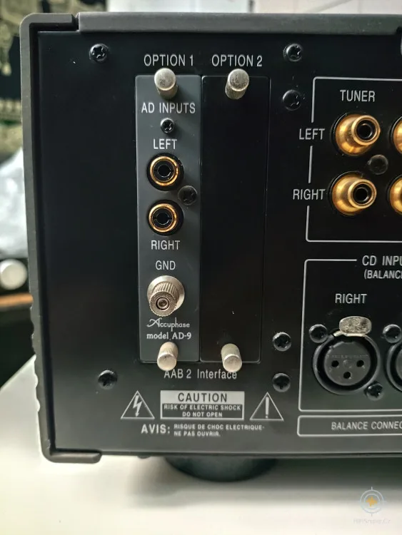 Accuphase AD-9