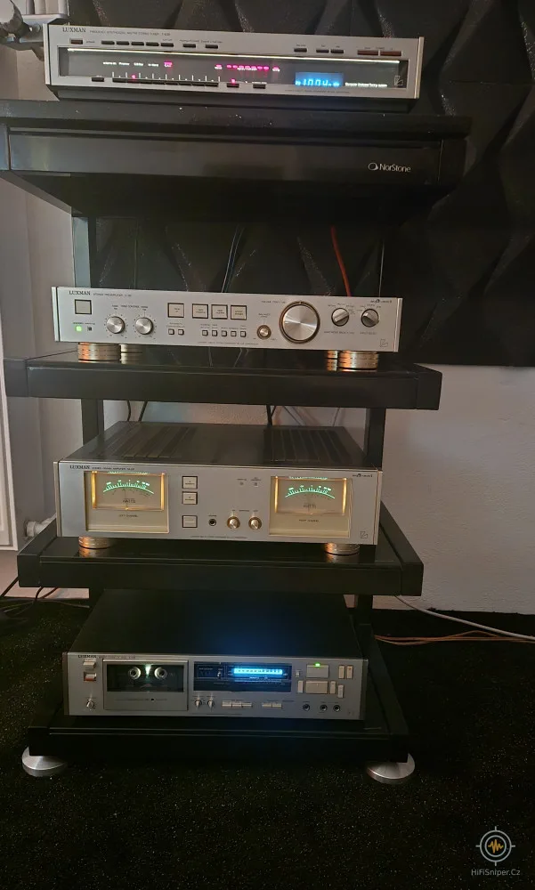 LUXMAN