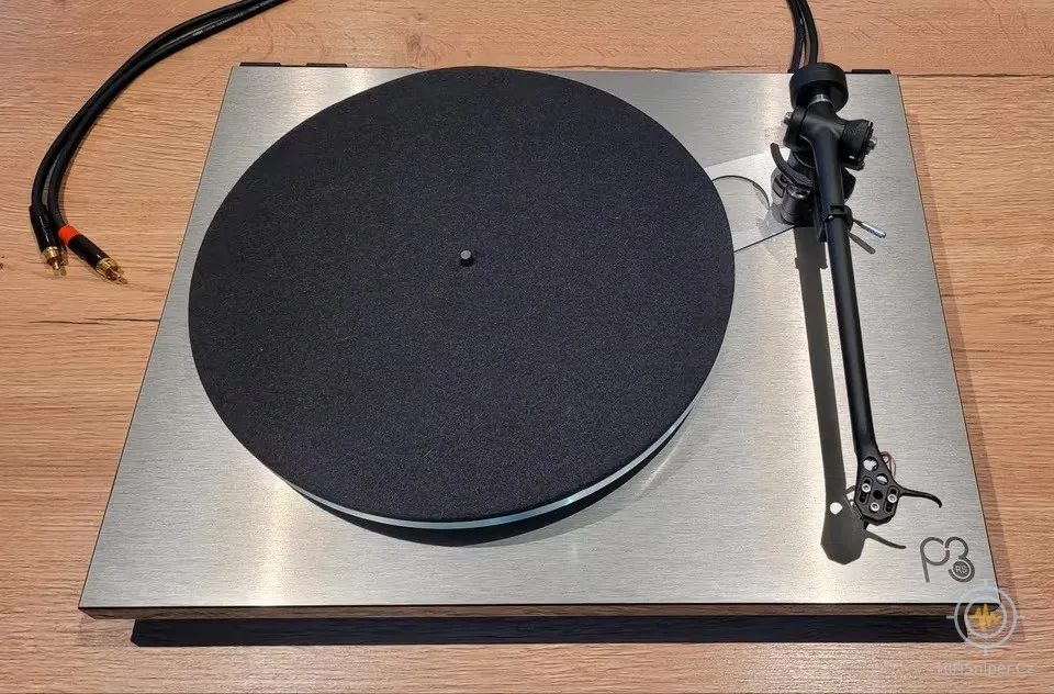 Rega Planar 3 RS Edition Turntable