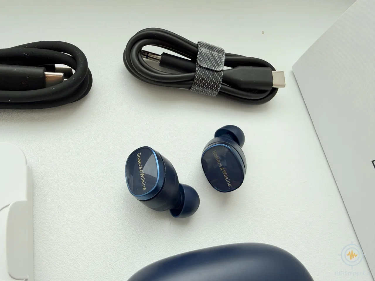 Bowers & Wilkins Pi8 Midnight Blue true wireless (záruka do 11/2027)