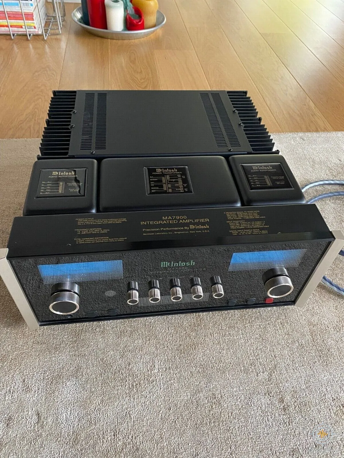 McIntosh MA 7900