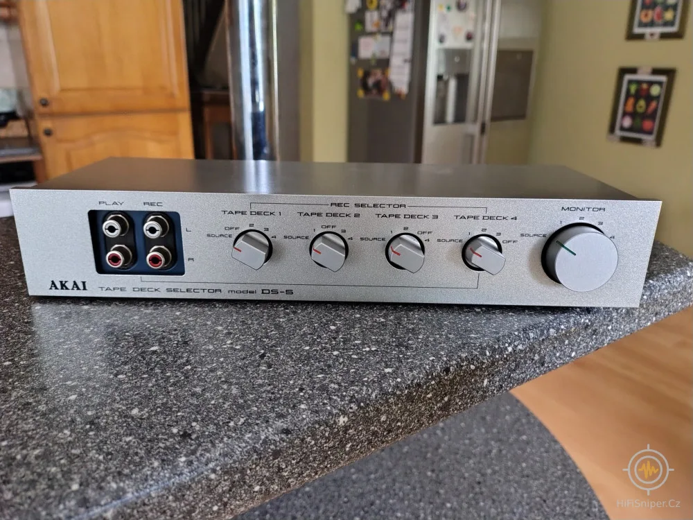 AKAI DS 5