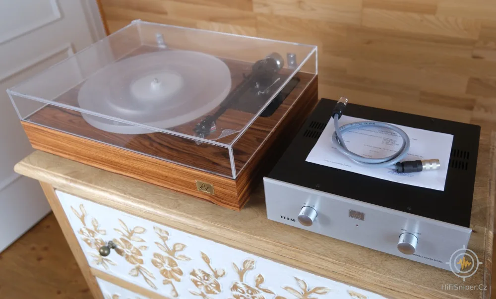 Audio Note TT-TWO DELUXE Turntable, ARM THREE/II Toneram