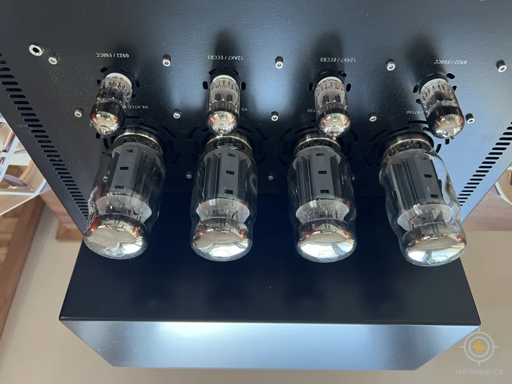 Hungary Audio Qualiton X 200
