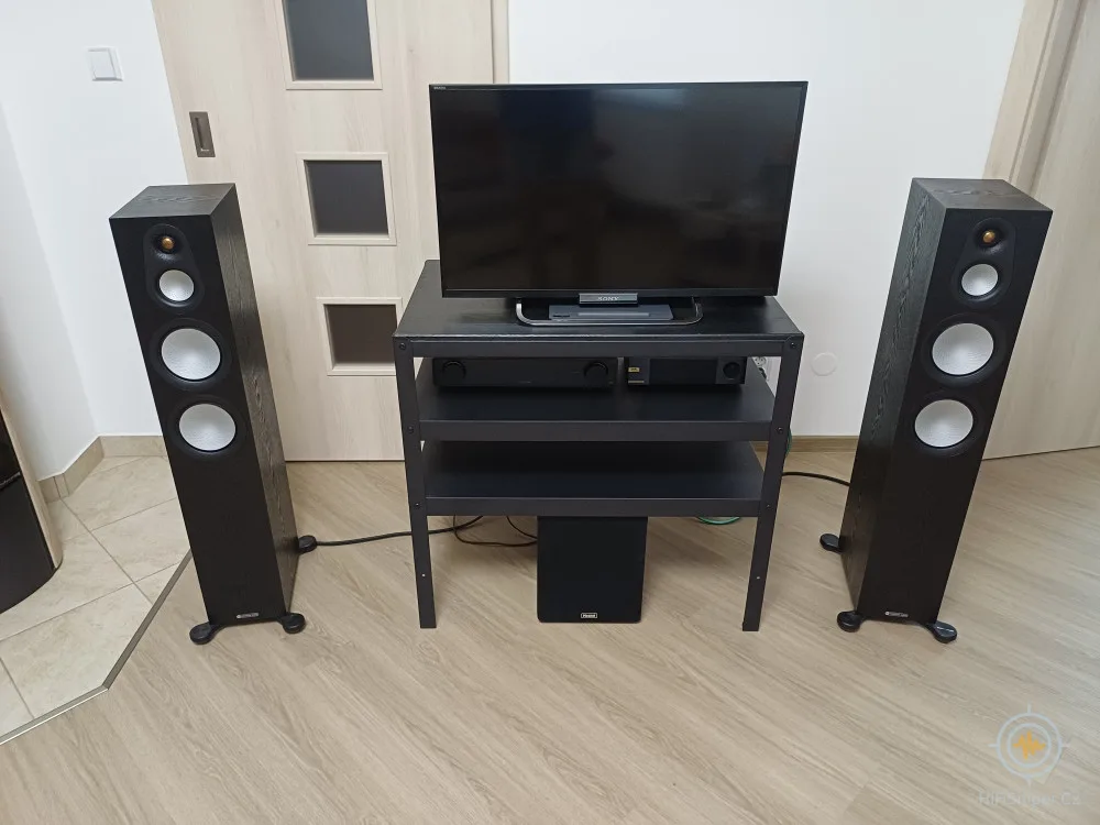 Monitor Audio Silver 300 7g; provedení: černý dub