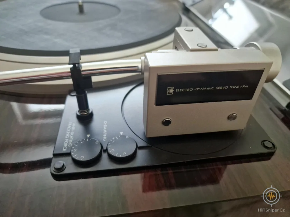 JVC - QLY - 5 f