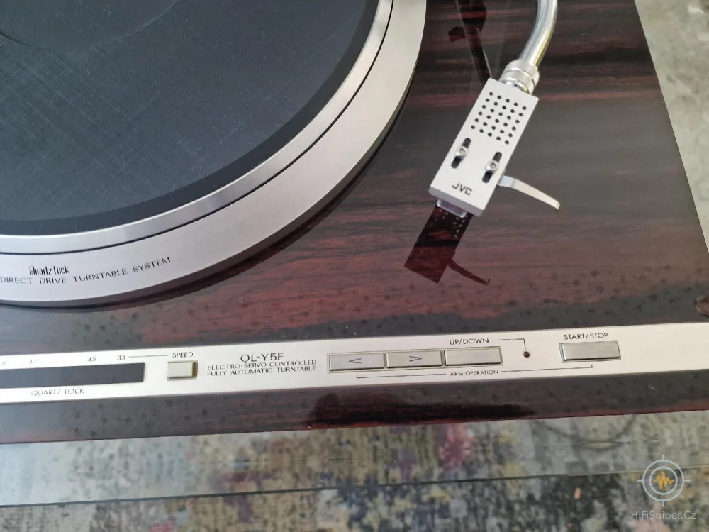 JVC - QLY - 5 f