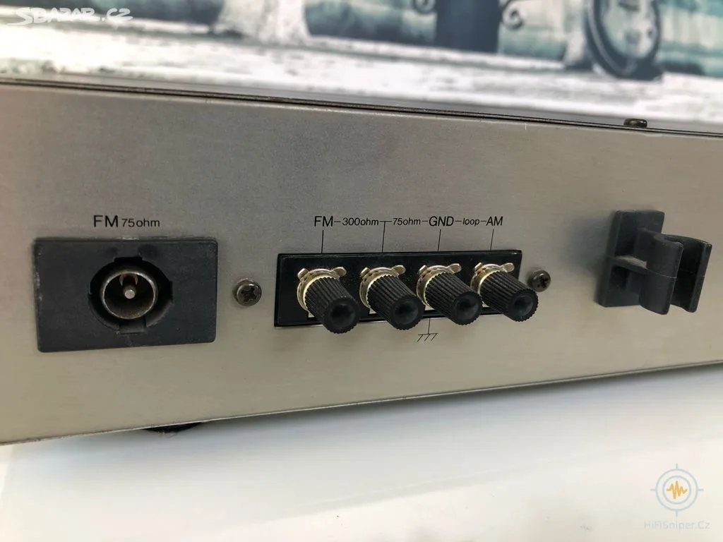 Luxman T-215L
