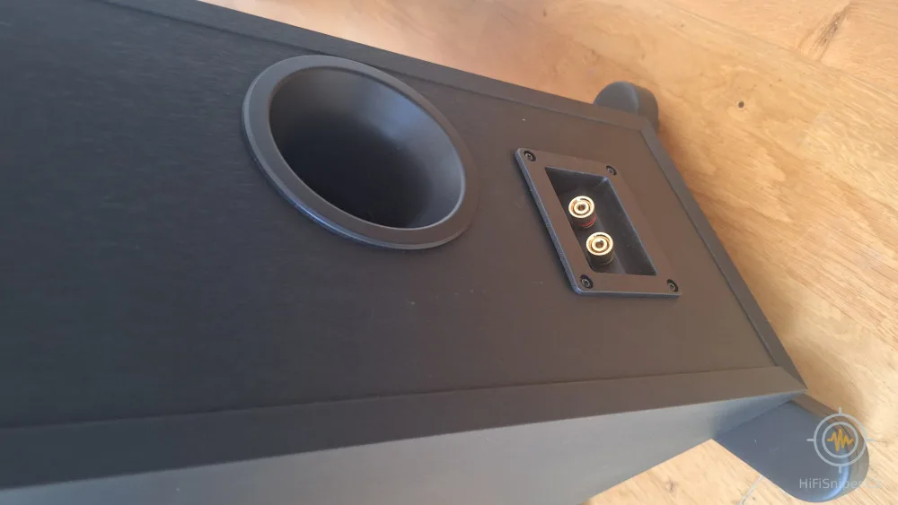 KEF Q7 Meta