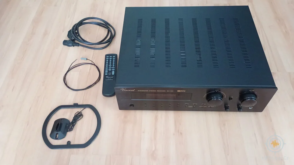 Vincent  Integrovaný stereo receiver