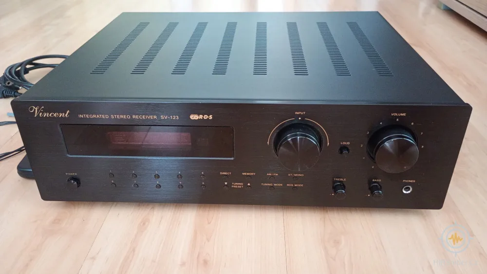 Vincent  Integrovaný stereo receiver