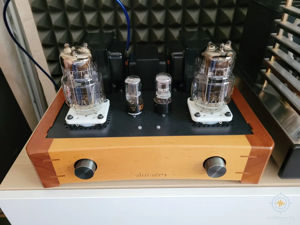 Almarro 318b